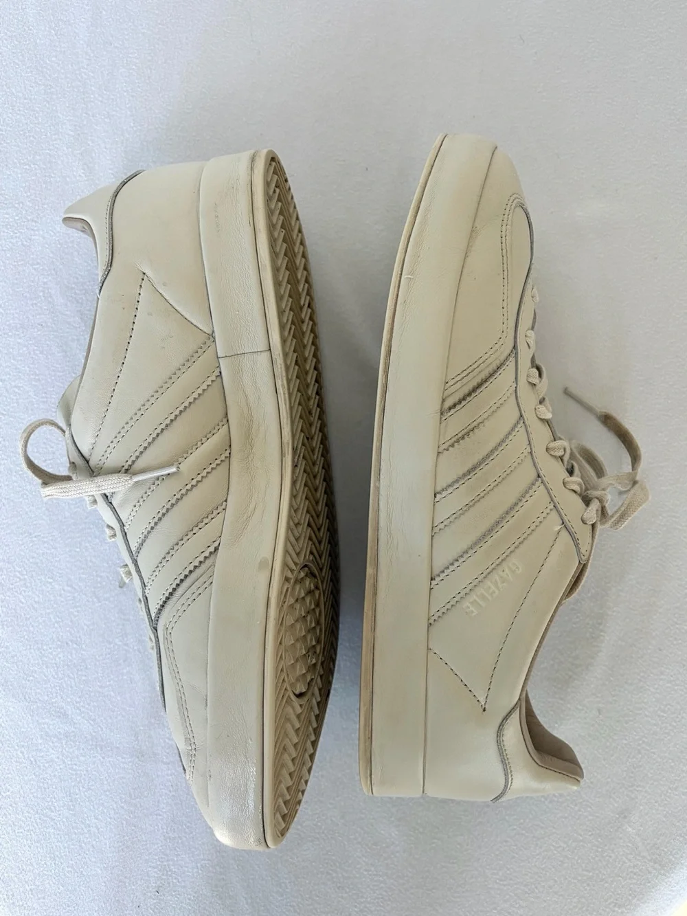 Adidas Gazelle leather sneakers, off-white, 10, EU